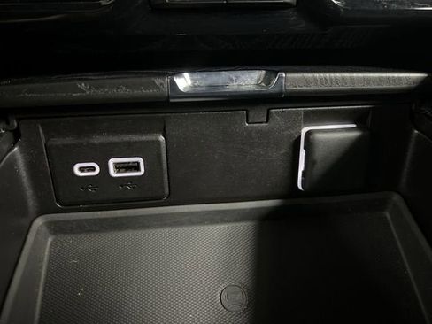 Used 2023 GMC Yukon XL Denali w/ Denali Reserve Package image 36