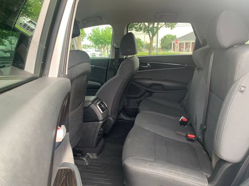 Used 2020 Kia Sorento FWD V6 image 24