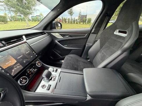 Used 2026 Jaguar F-PACE SVR AWD/4WD image 24