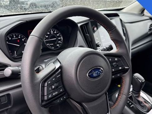 Used 2025 Subaru Crosstrek 2.5i Limited w/ Crosstrek Mirror Package image 11