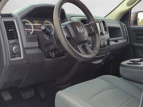 Used 2017 RAM 1500 Express image 6