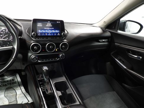 Used 2021 Nissan Sentra SR w/ Electronics Package image 14
