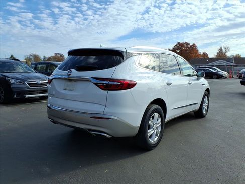 Used 2021 Buick Enclave Preferred image 2