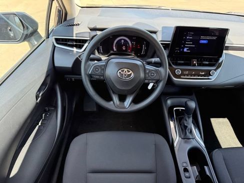 Used 2026 Toyota Corolla LE FWD image 23