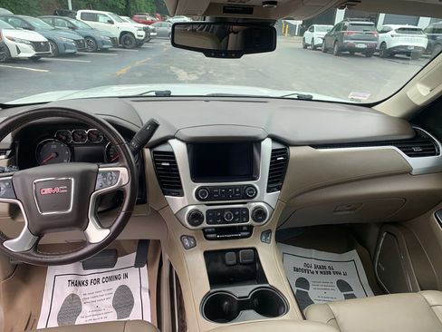 Used 2020 GMC Yukon SLT w/ Open Road Package AWD/4WD image 23