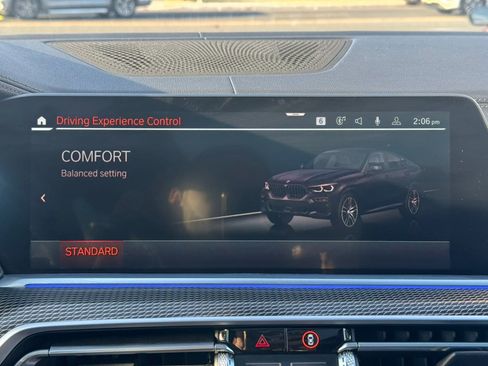 Used 2022 BMW X6 xDrive40i w/ M Sport Package image 39