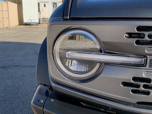 New 2025 Ford Bronco Badlands image 10