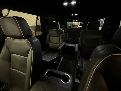 Used 2023 GMC Yukon SLT image 27