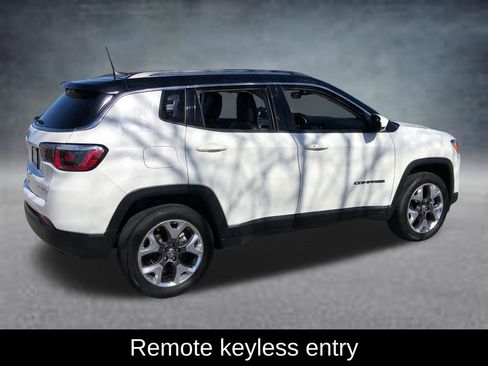 Used 2019 Jeep Compass Limited AWD/4WD image 9