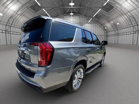 Used 2022 GMC Yukon SLT w/ SLT Premium Package AWD/4WD image 8