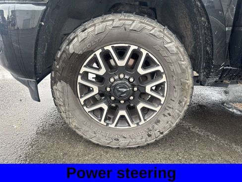Used 2025 RAM 3500 Limited AWD/4WD image 9