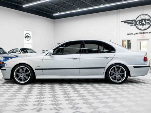 Used 2002 BMW M5 RWD image 13