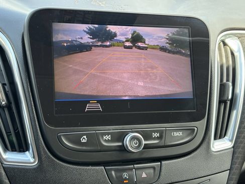 Used 2020 Chevrolet Malibu LT FWD image 6