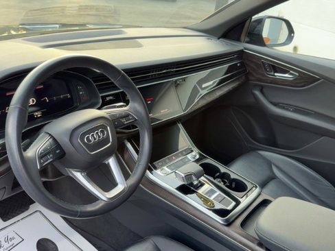 Used 2021 Audi Q8 Premium w/ Black Optic Package image 10