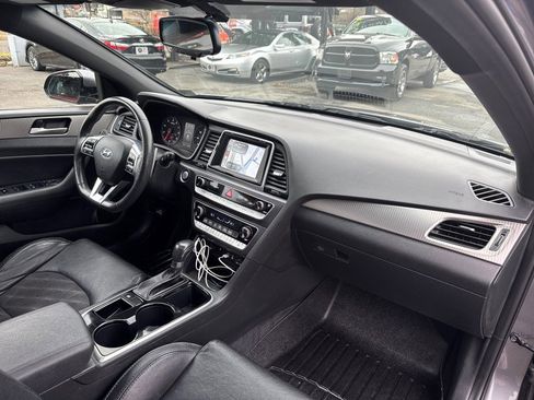 Used 2018 Hyundai Sonata Sport w/ Cargo Package image 26