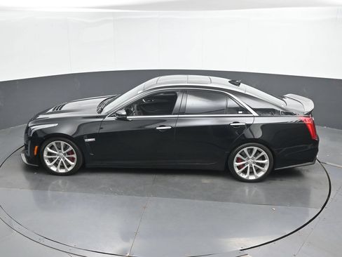 Used 2018 Cadillac CTS V w/ Carbon Fibre Package RWD image 41