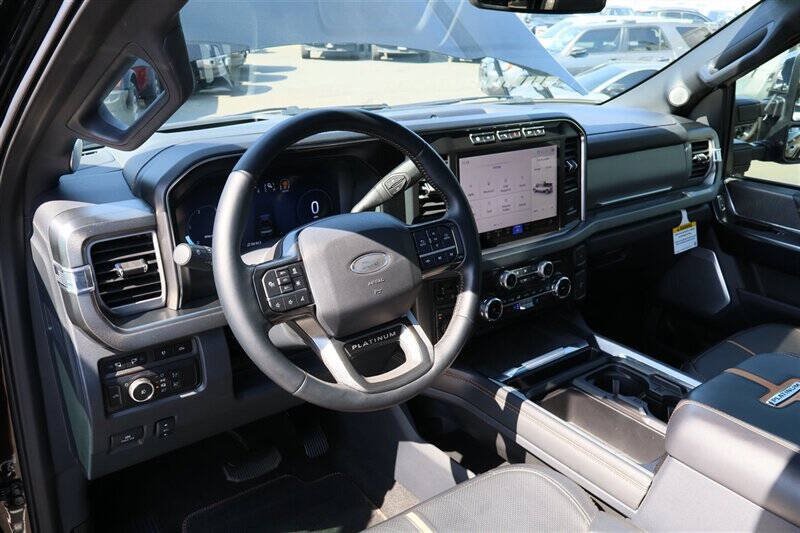 Used 2024 Ford F350 Platinum AWD/4WD image 19