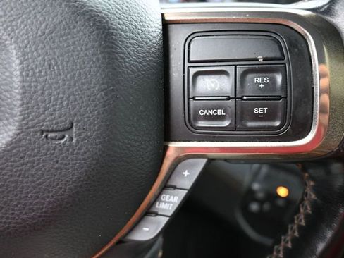 Used 2020 RAM 3500 Limited image 31