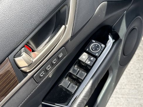 Used 2014 Lexus GS 350 w/ Luxury Package image 12