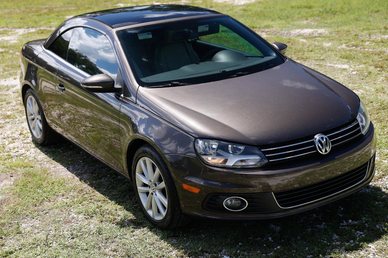 Used 2013 Volkswagen Eos Komfort FWD image 15