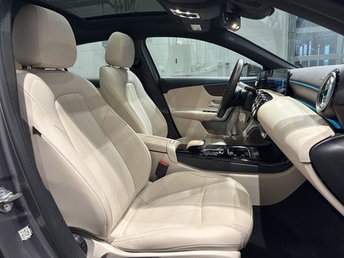 Used 2022 Mercedes-Benz A 220 4MATIC image 42