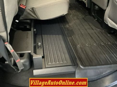 Used 2022 Ford F250 XLT w/ XLT Value Package AWD/4WD image 37