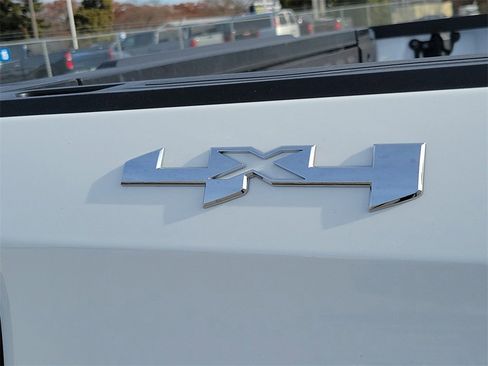 Used 2023 GMC Sierra 1500 Elevation image 6