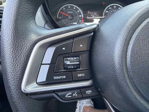 Used 2017 Subaru Impreza 2.0i AWD/4WD image 22