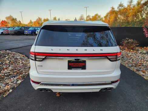 Used 2022 Lincoln Aviator Black Label w/ Dynamic Handling Package image 4
