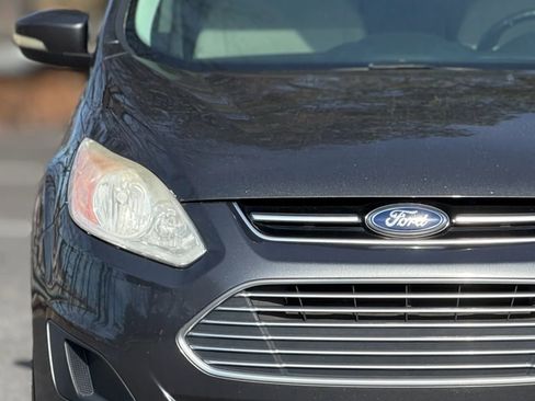 Used 2015 Ford C-MAX SE image 11