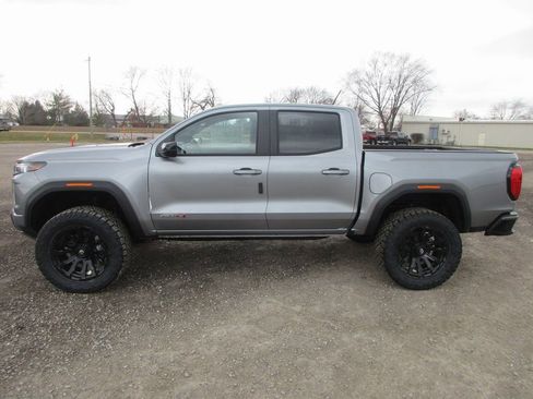 New 2026 GMC Canyon AT4 image 8