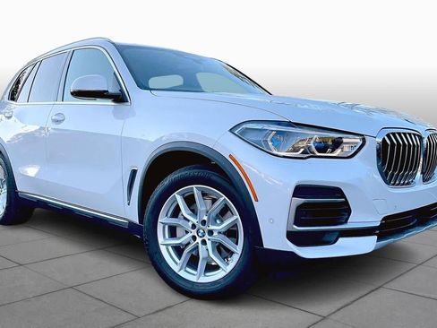 Certified 2023 BMW X5 xDrive40i w/ Executive Package image 2