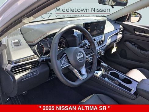 New 2025 Nissan Altima 2.5 SR w/ SR Premium Package FWD image 12