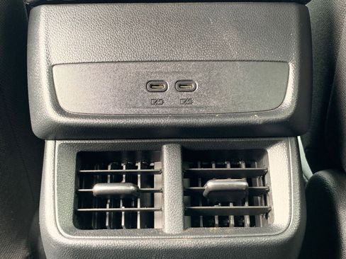 Used 2025 Chevrolet Equinox LT image 23