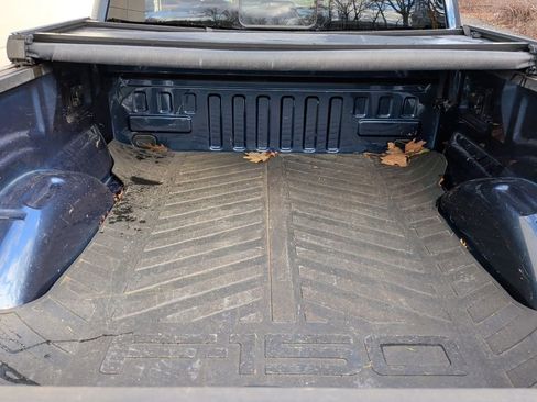 Used 2016 Ford F150 XLT w/ Equipment Group 302A Luxury image 9