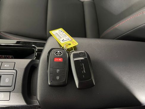 Certified 2026 Toyota Prius Plug-In Hybrid image 24