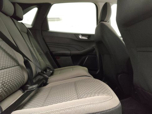 Used 2021 Ford Escape SE FWD image 19