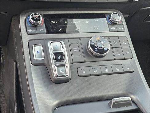 Certified 2025 Hyundai Palisade Calligraphy image 23