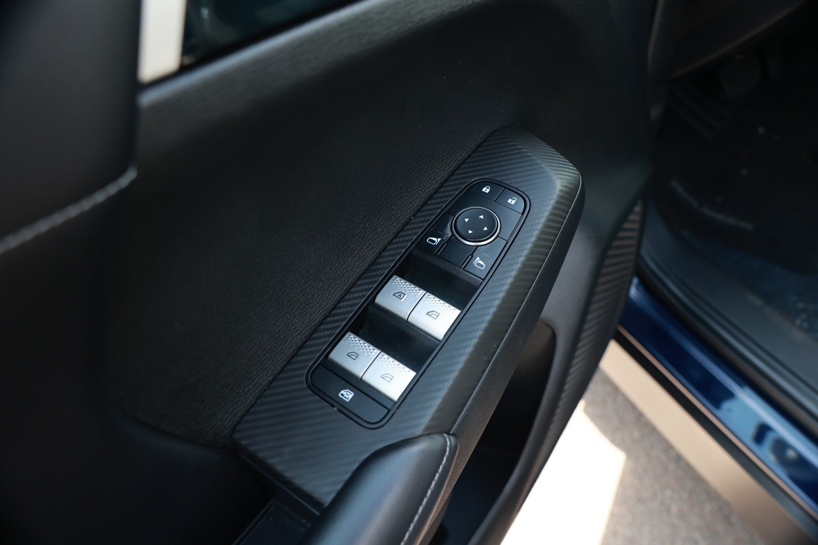 Used 2022 Mitsubishi Outlander SE FWD image 19