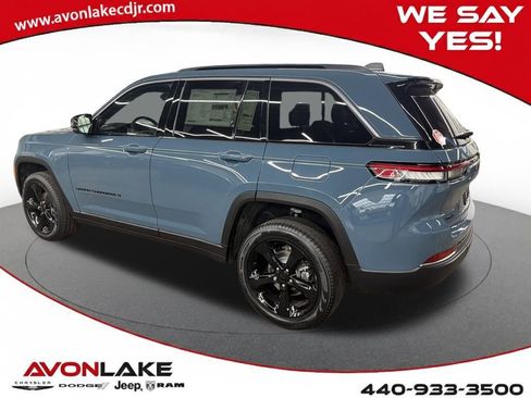 New 2026 Jeep Grand Cherokee Limited image 3