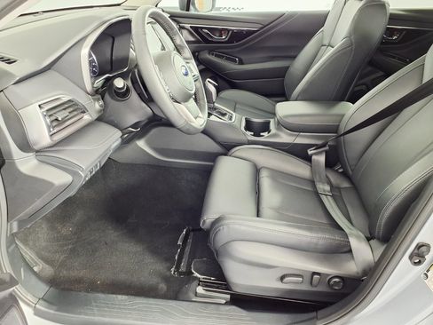 Certified 2025 Subaru Outback Limited AWD/4WD image 11