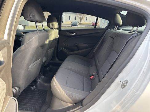 Used 2017 Chevrolet Cruze LT w/ RS Package image 14