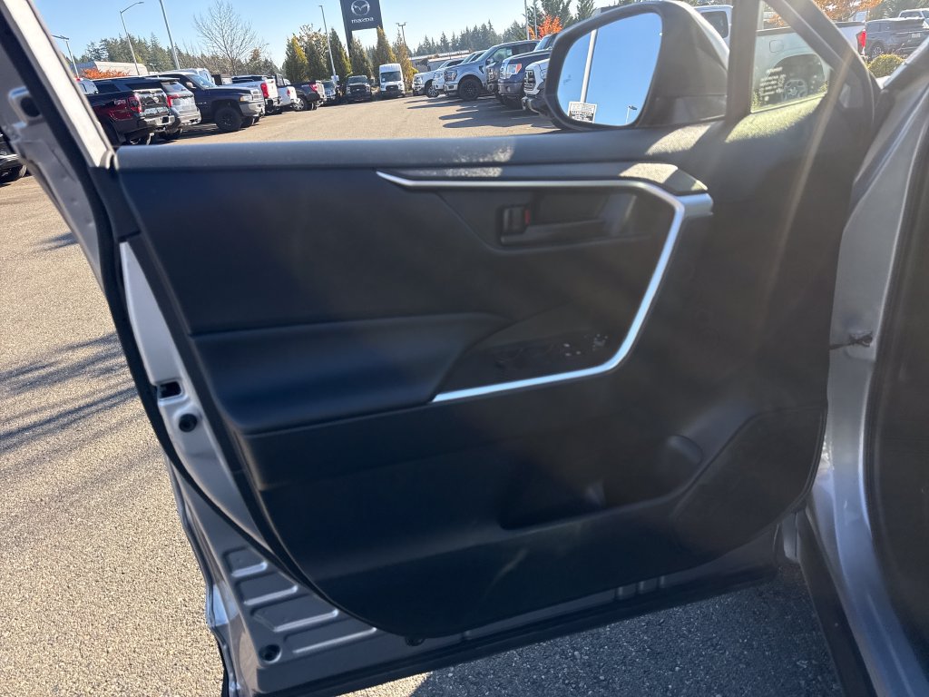 Used 2019 Toyota RAV4 LE w/ All Weather Liner Package AWD/4WD image 14