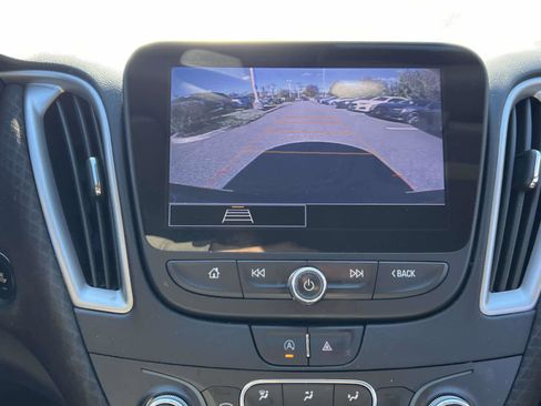 Used 2022 Chevrolet Malibu LT image 26