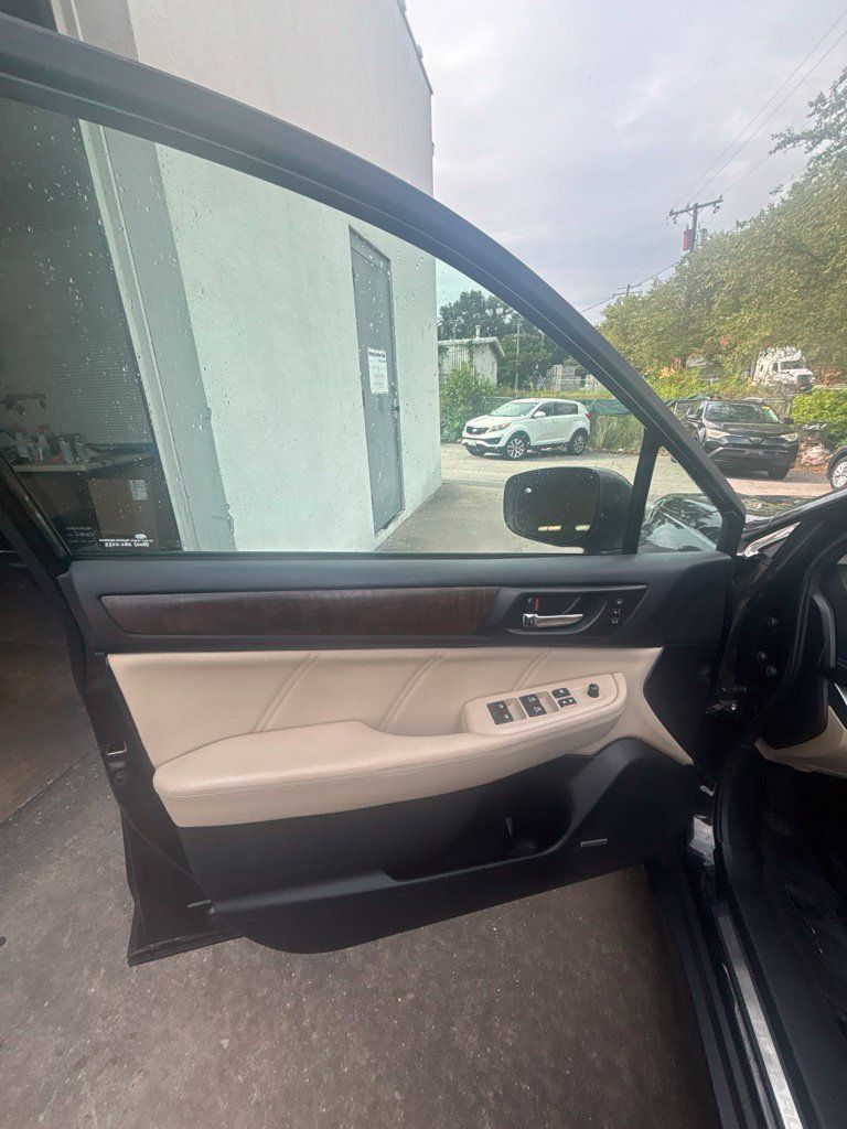 Used 2018 Subaru Outback 2.5i Limited AWD/4WD image 11