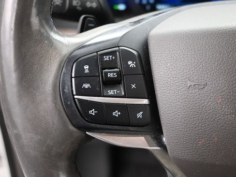 Used 2020 Ford Explorer Platinum w/ Premium Technology Package AWD/4WD image 14