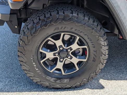 Used 2020 Jeep Wrangler Unlimited Rubicon AWD/4WD image 13