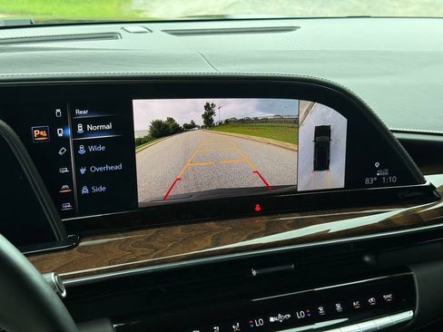 Used 2021 Cadillac Escalade ESV Sport Platinum AWD/4WD image 39