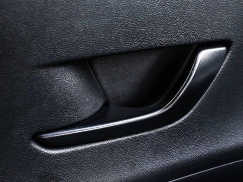 Used 2025 Hyundai Kona SEL image 9