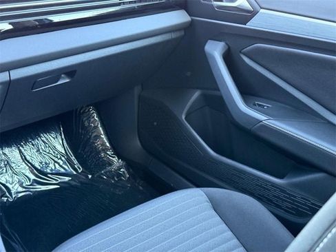 New 2025 Volkswagen Jetta S image 10